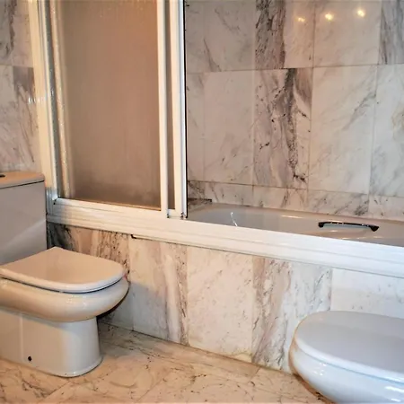 Service-rodes Apartment *