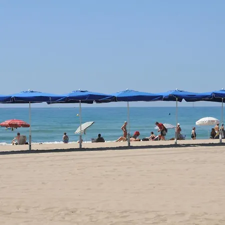 Service-rodes * Calafell